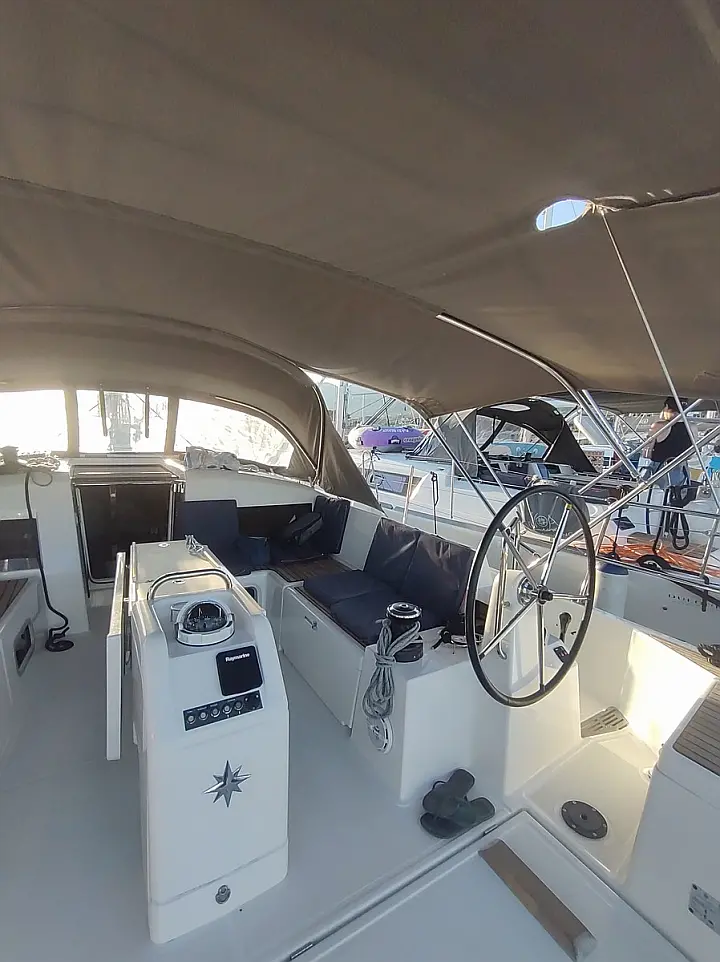 Sun Odyssey 440 - 