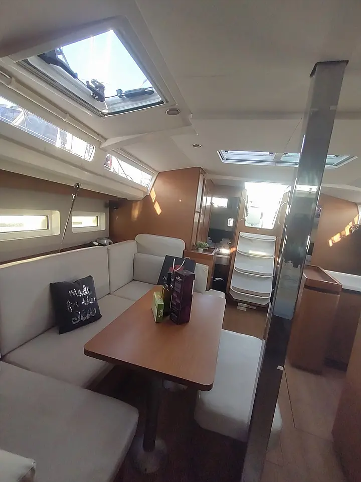 Sun Odyssey 440 - 
