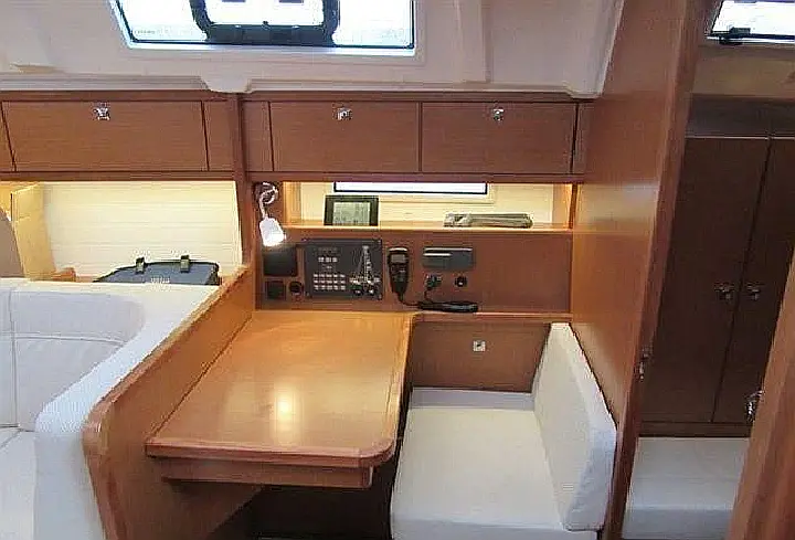 Bavaria Cruiser 41 - 