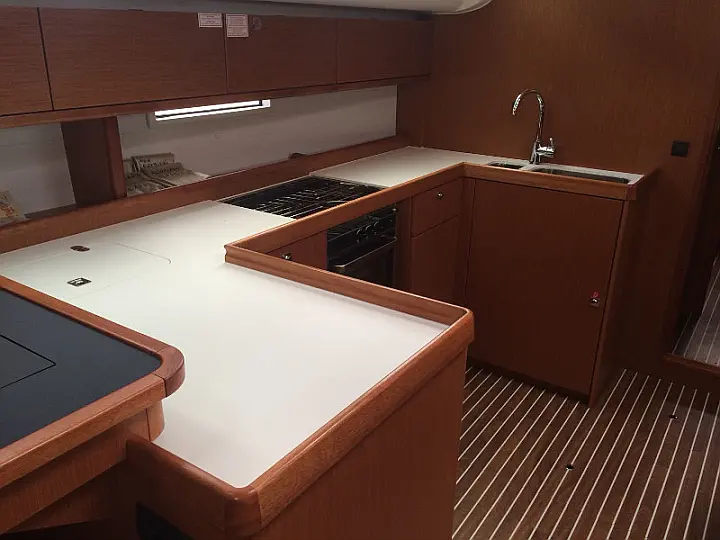 Bavaria Cruiser 51 - 