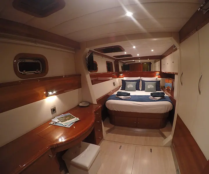 SUNREEF 62 - CABIN MASTER