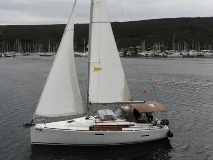 Sun Odyssey 389 - 