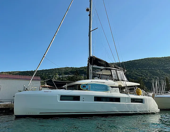 Lagoon 50 - 