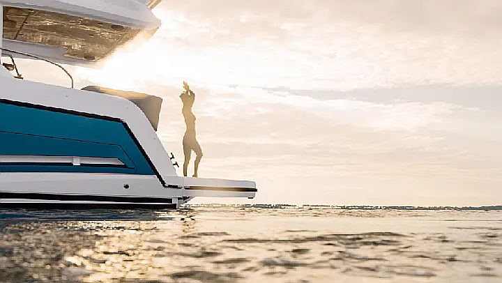 Sealine F430 - 