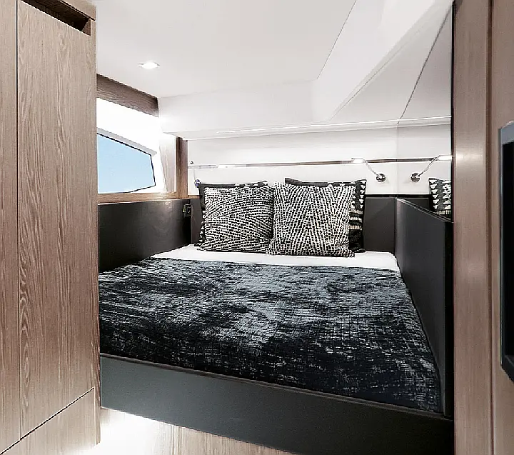 Sealine F430 - 