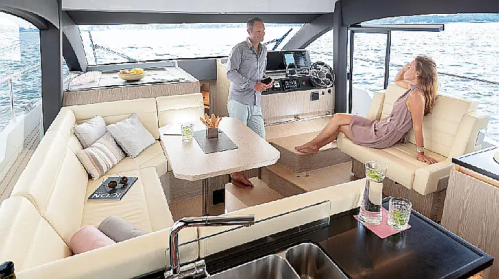 Sealine F430 - 
