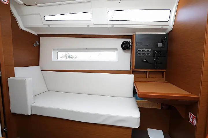 Sun Odyssey 380 - 