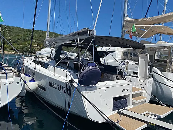 Dufour 430 Grand Large