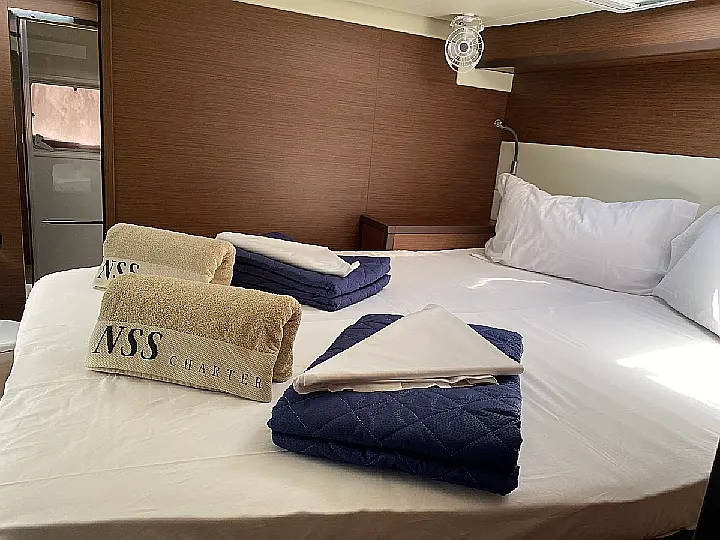 Lagoon 52F (5 cab) - 