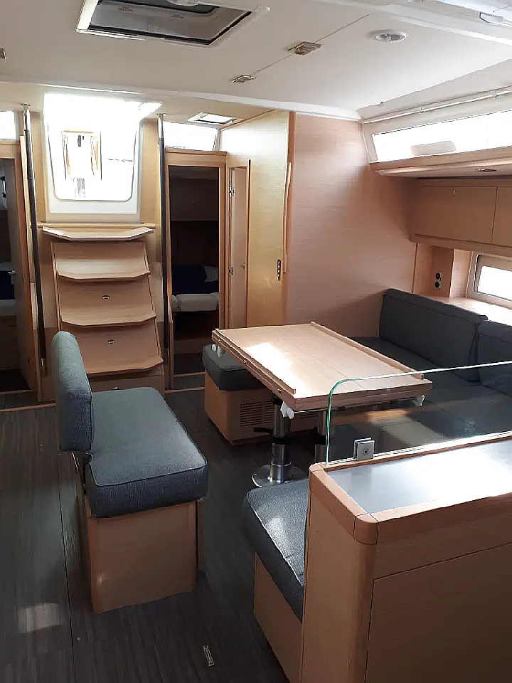 Dufour 530 - 