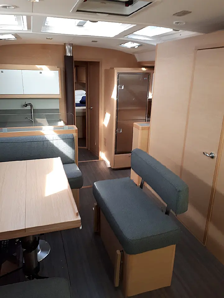 Dufour 530 - 