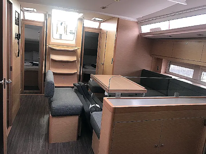 Dufour 530 - 