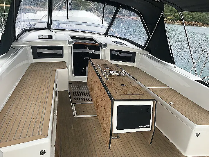 Dufour 530 - 