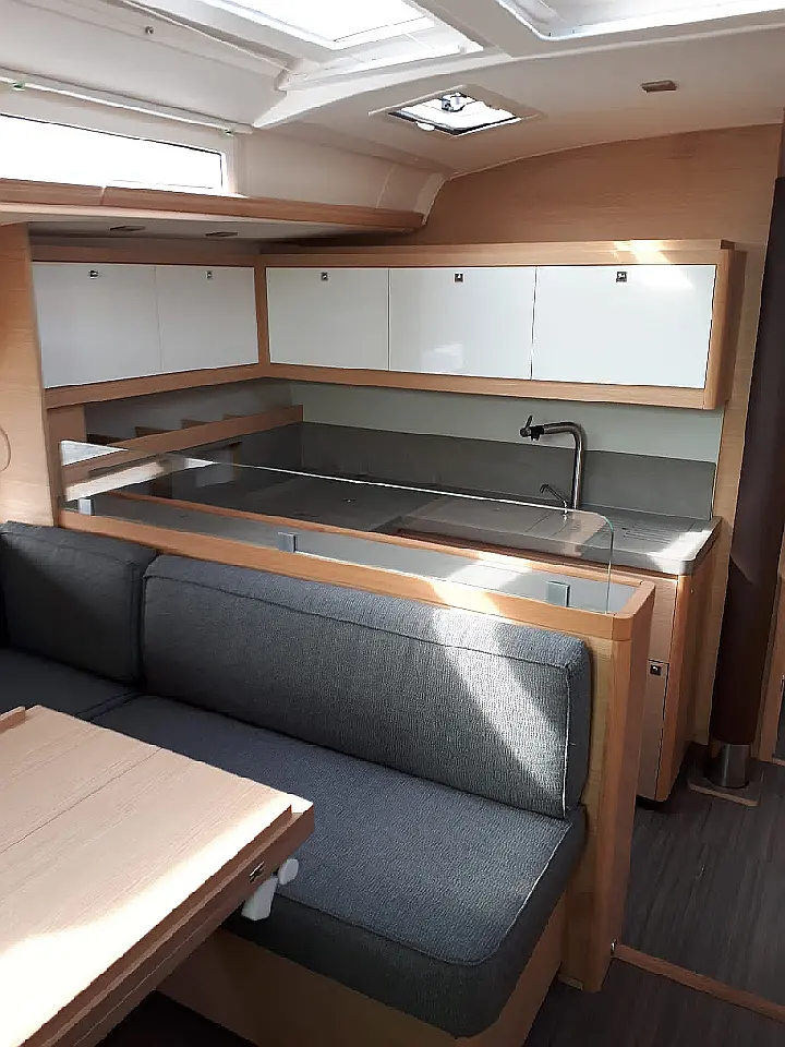 Dufour 530 - 