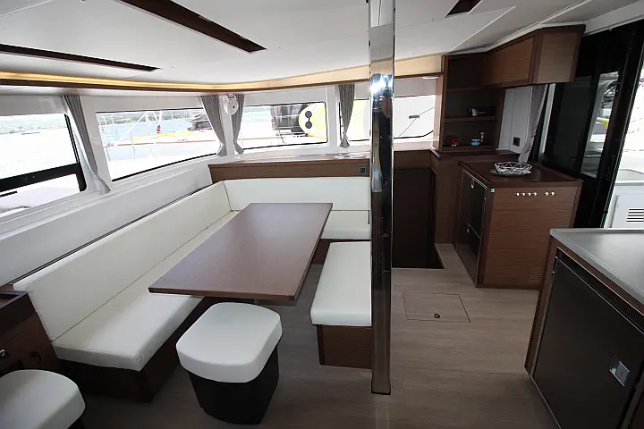 Lagoon 46 - 