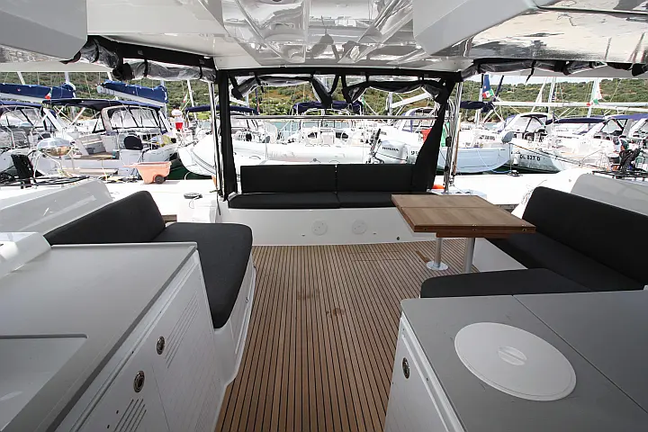 Lagoon 46 - 