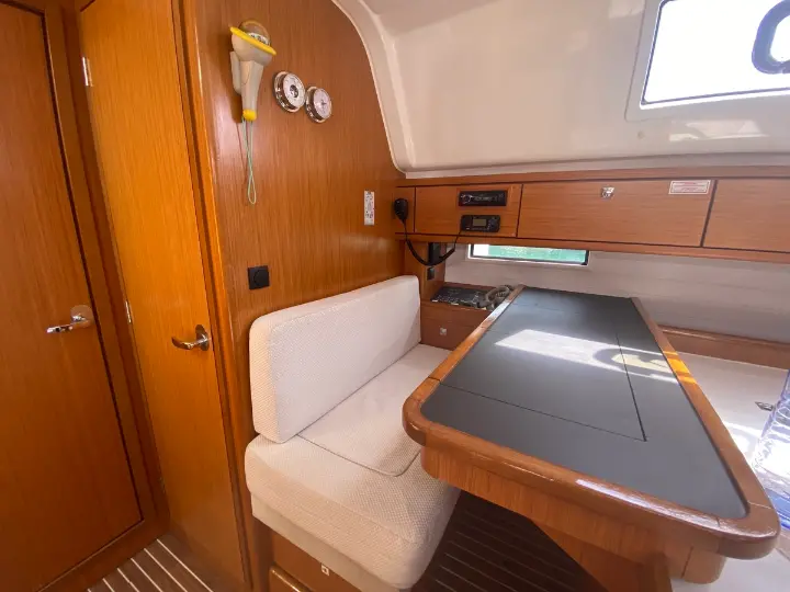 Bavaria Cruiser 51 - 