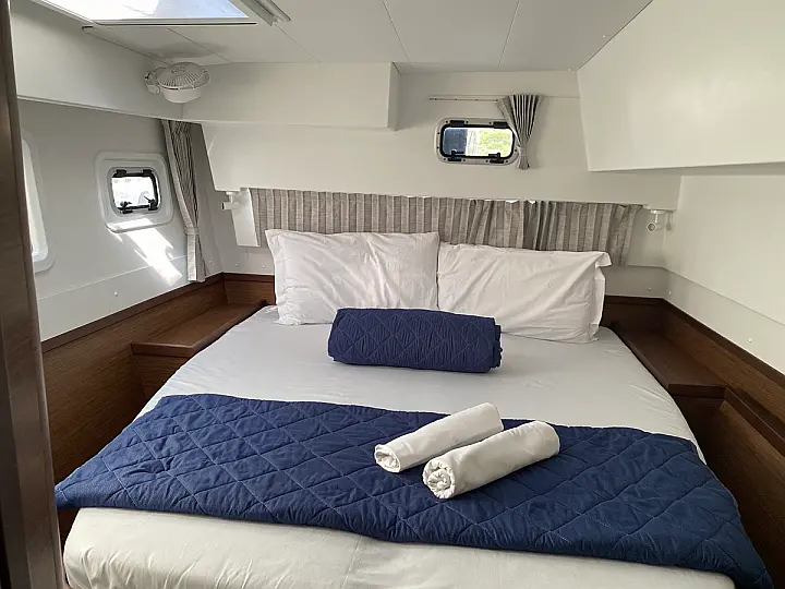 Lagoon 42 - 