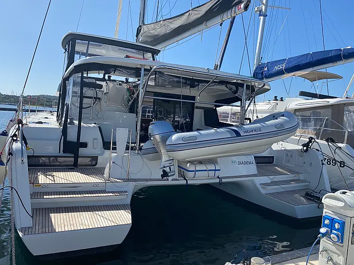 Lagoon 42 - 