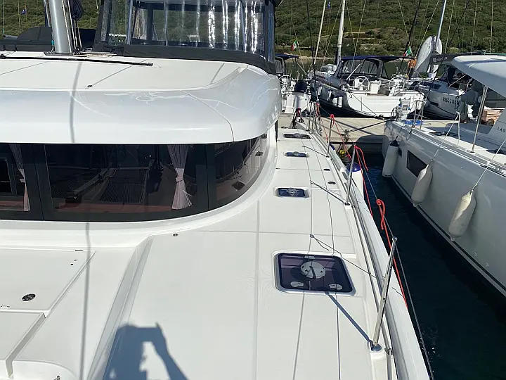 Lagoon 42 - 