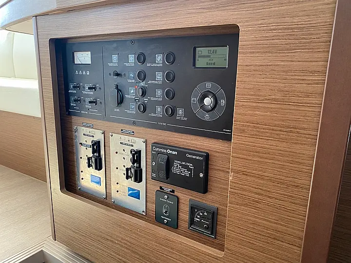 Lagoon 42 - 