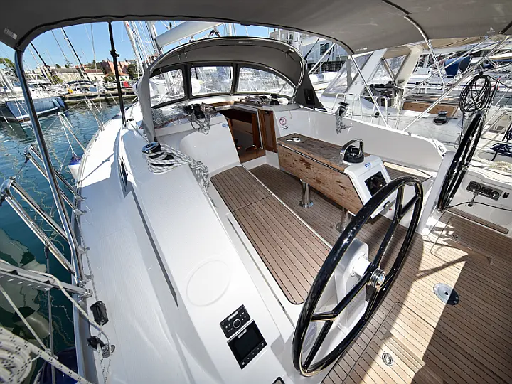 Bavaria Cruiser 41 - 