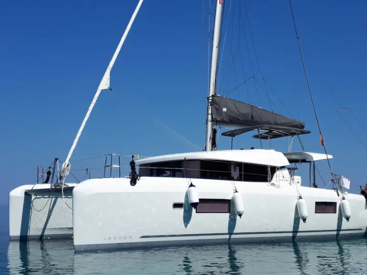 Lagoon 42 - 