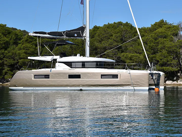 Lagoon 46  - 