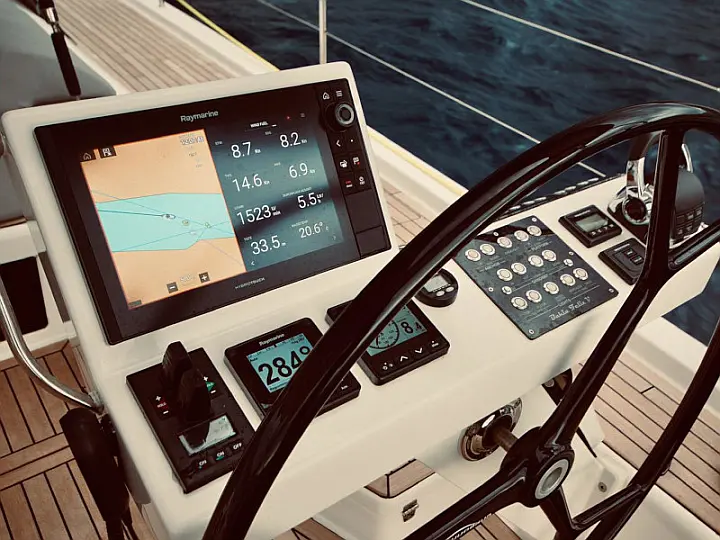 Dufour 63 Exclusive - 