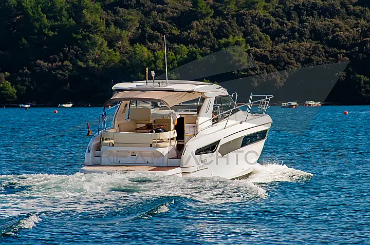 Bavaria S40 HT - 