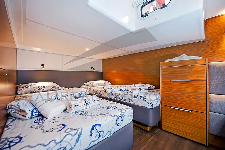 Bavaria S40 HT - 