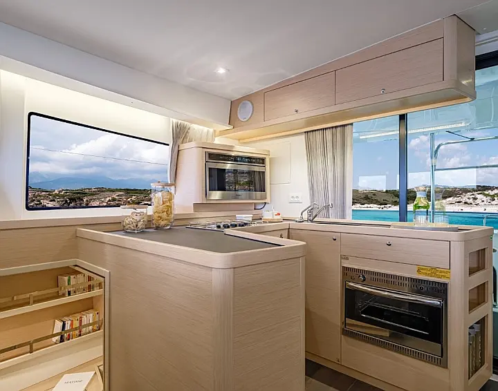 Lagoon 42 - 