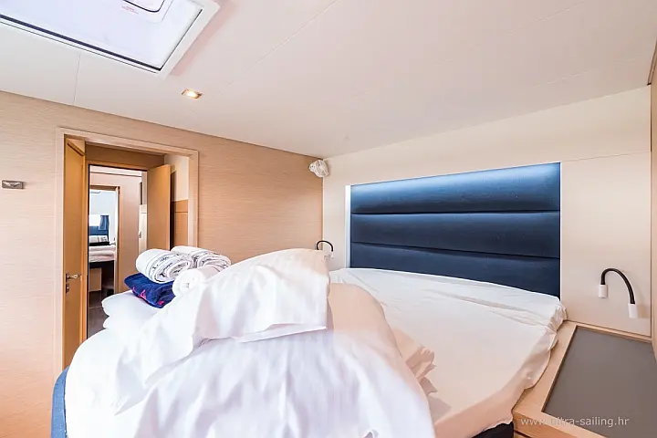 Saona 47 - 
