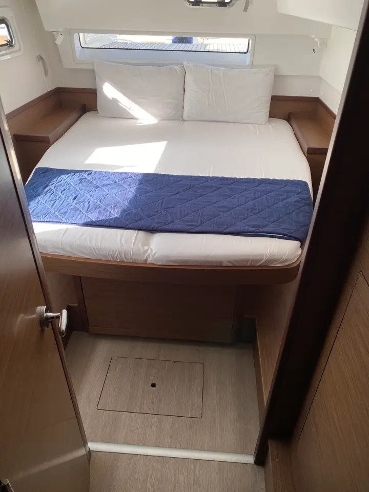 Lagoon 42 - 