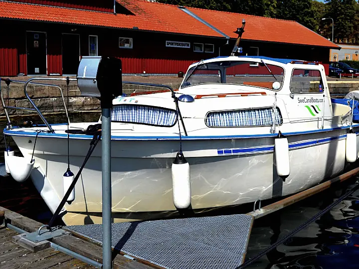 Albin 25 - 