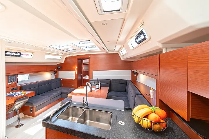 Hanse 458 - 