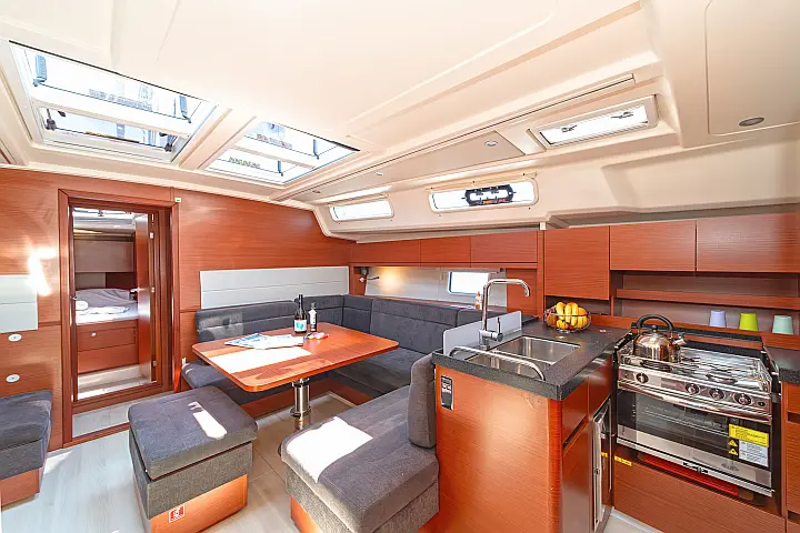 Hanse 458 - 