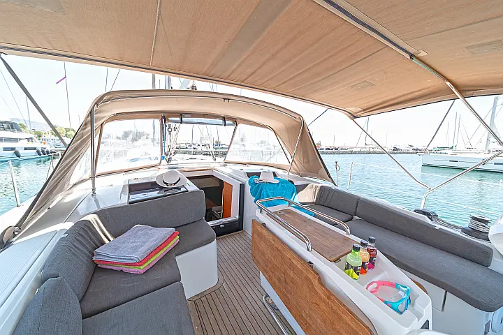 Hanse 458 - 