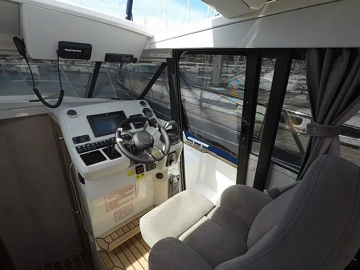 Marex 330 SCA - Marex 330 Scandinavia