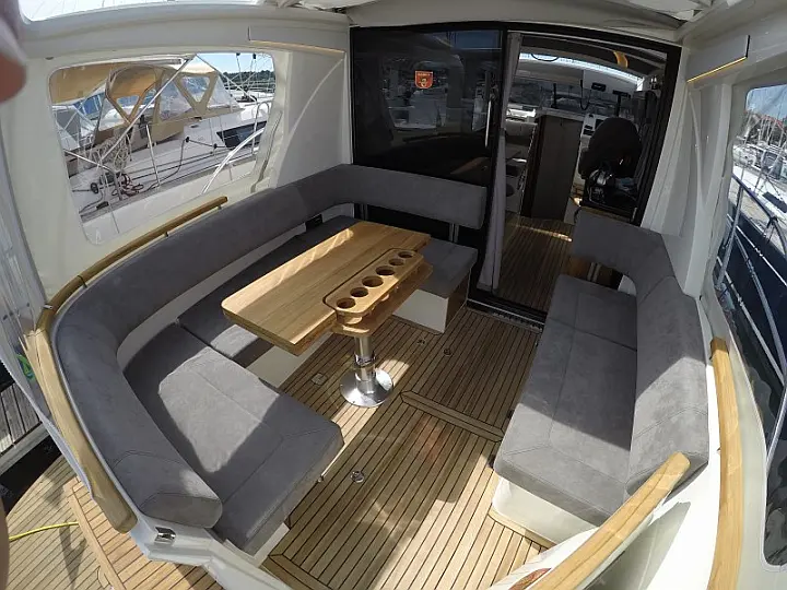 Marex 330 SCA - Marex 330 Scandinavia