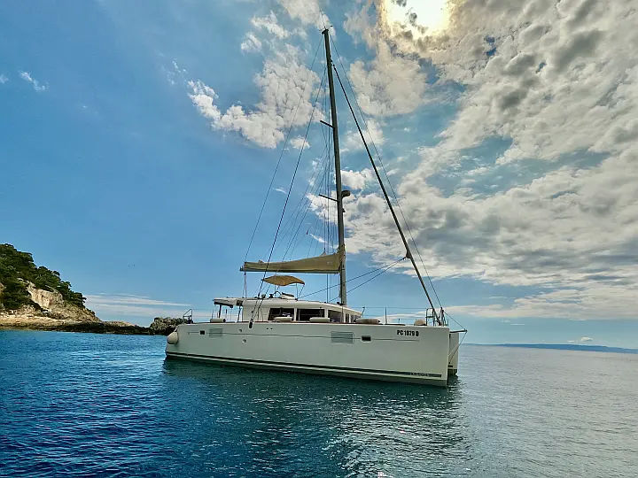 Lagoon 450  Flybridge - 
