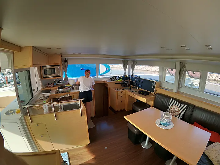 Lagoon 450  Flybridge - 