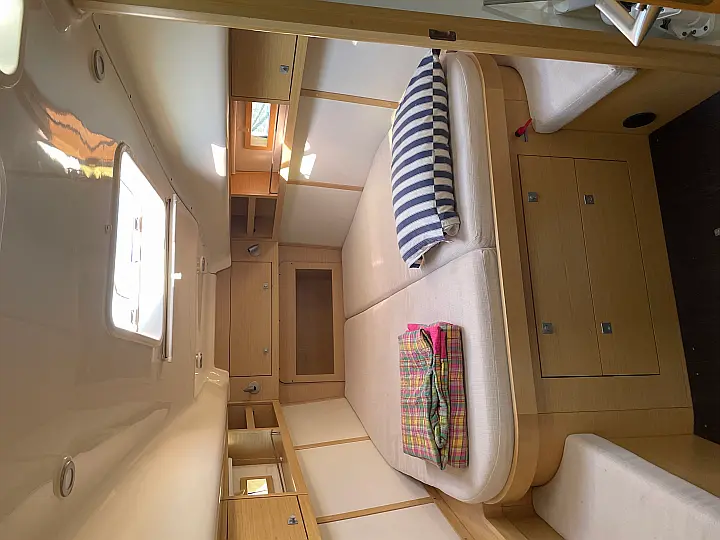 Elan 450 (cabin) - Cabin 1.1