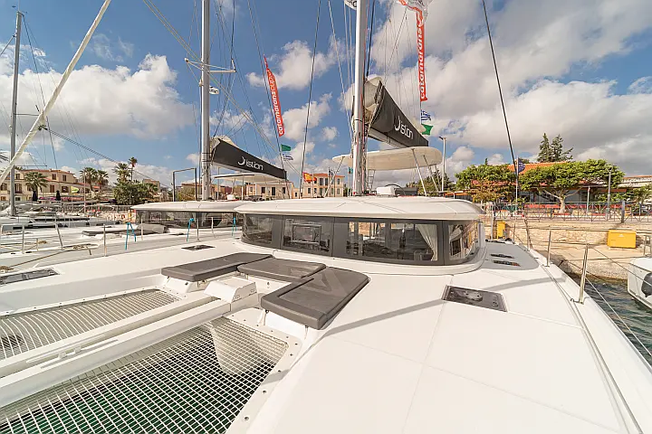Lagoon 46 A/C & GEN & WM - 