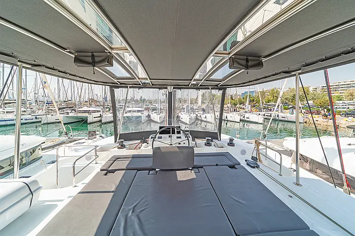 Lagoon 50 A/C & GEN & WM - 