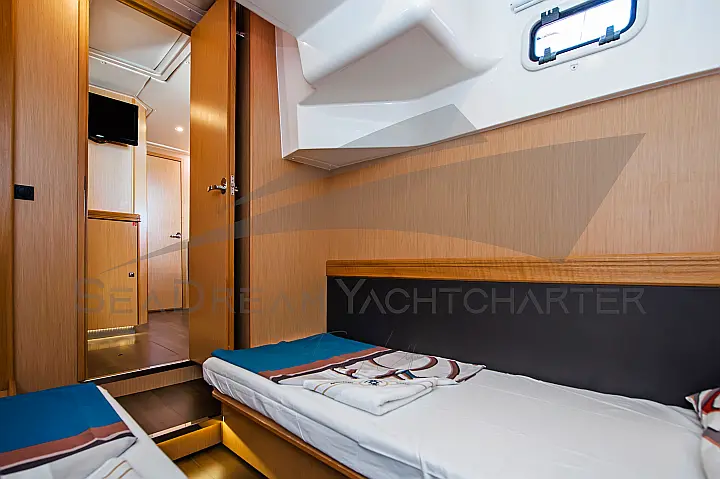 Bavaria Sport 44 HT - 