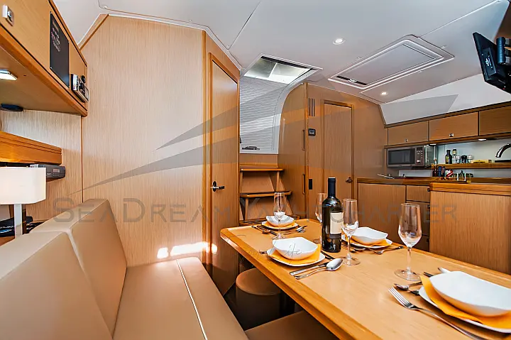 Bavaria Sport 44 HT - 