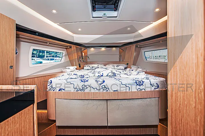 Bavaria Virtess 420 - 