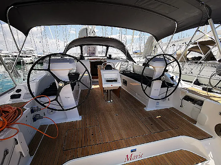 Bavaria Cruiser 51  - 