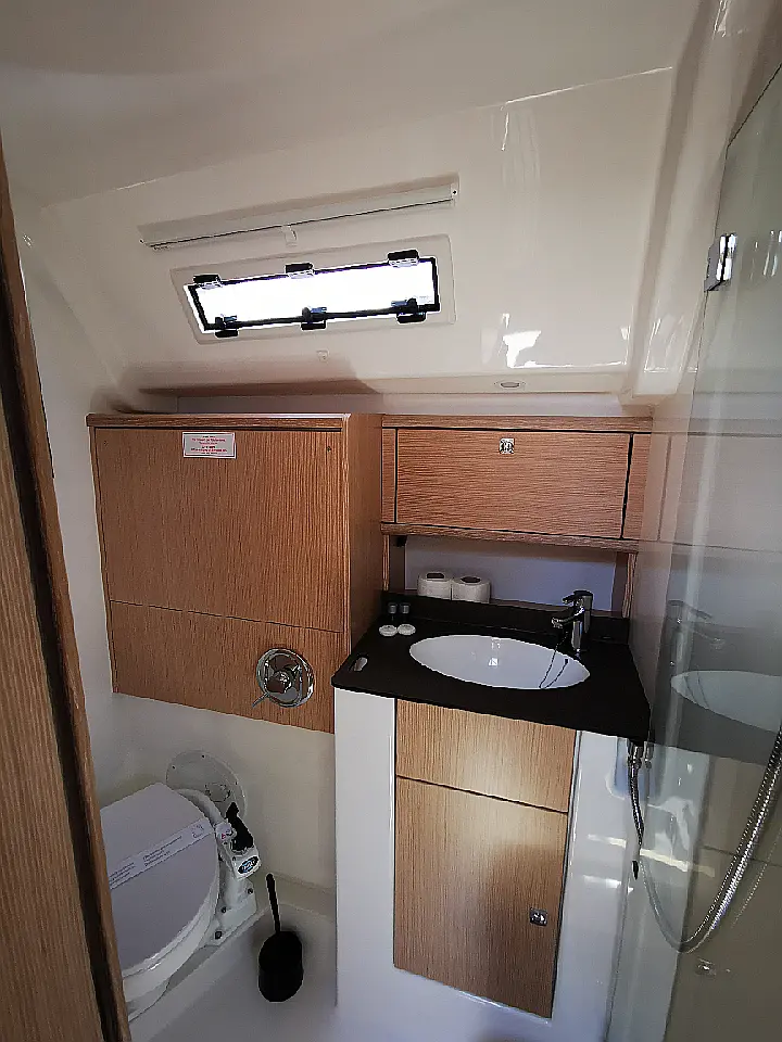 Bavaria Cruiser 51  - 